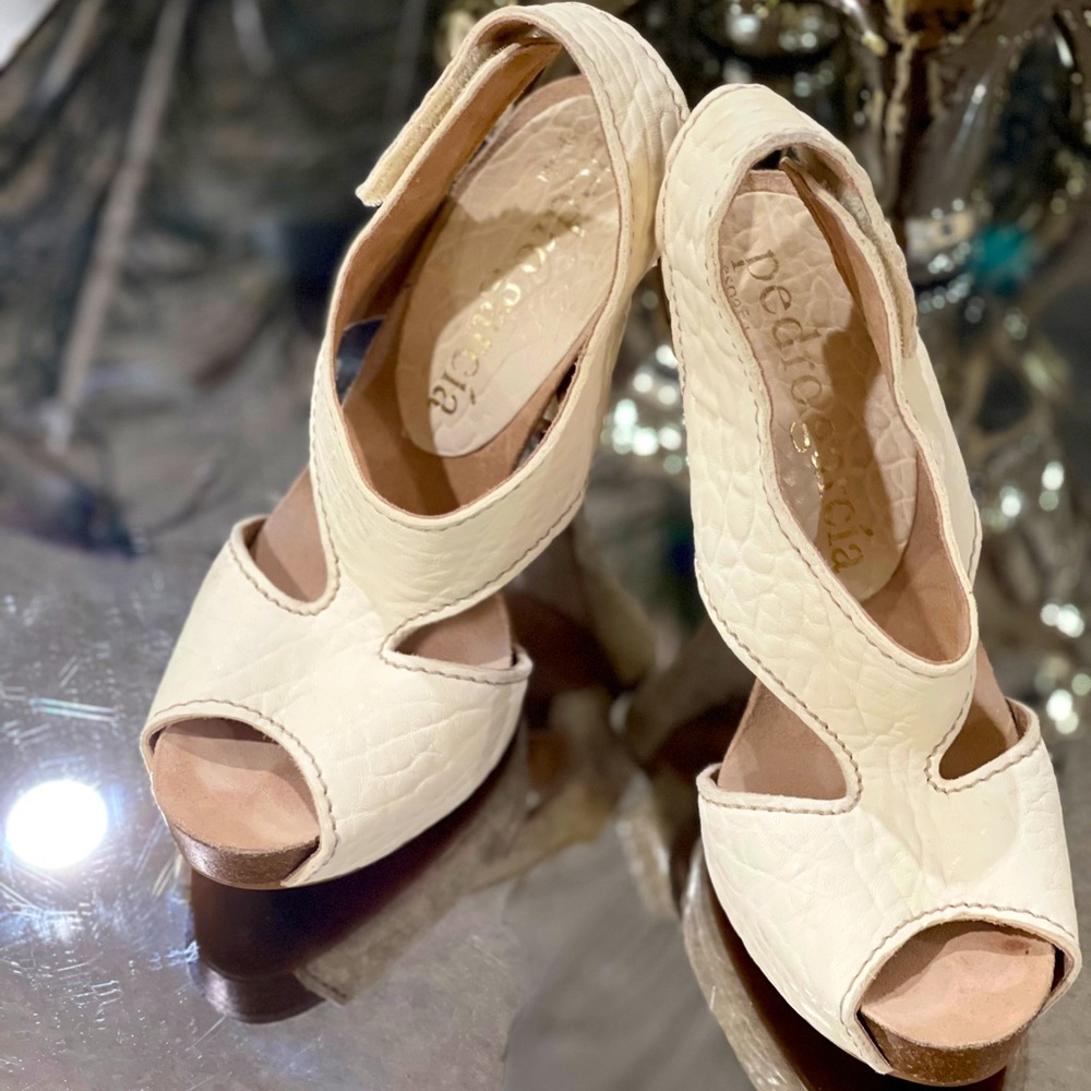 Pedro Garcia Cream Cork Wedge Heel